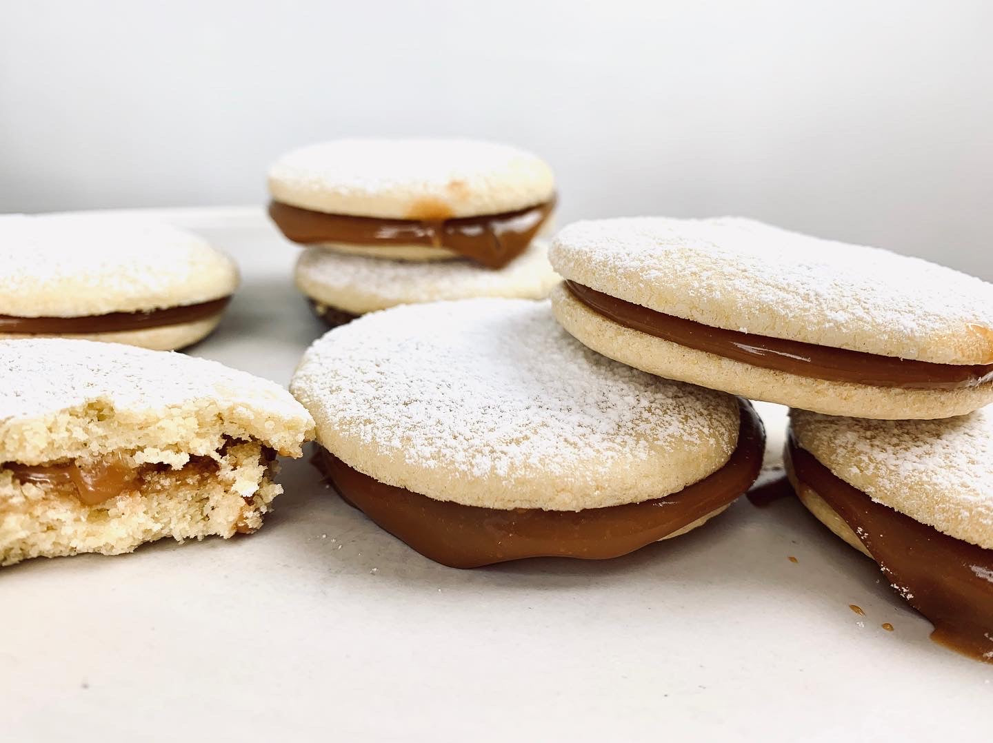 Alfajores (Soft Butter Cookie with Caramel)